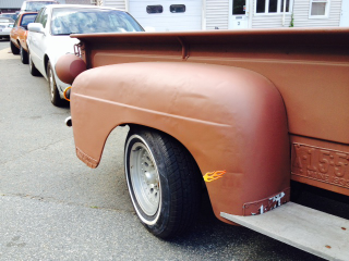 Illustration for article titled Truck Built 'Backwards' Still Works But Looks Really, Really Weird
